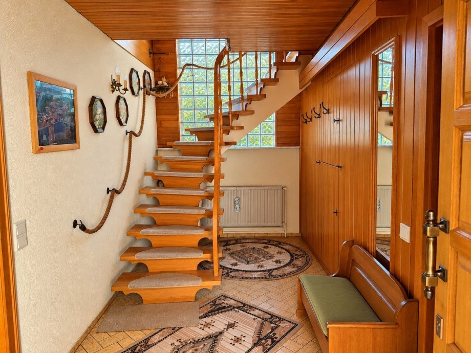 Flur EG Einfamilienhaus Monzernheim