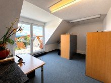 Zimmer 4 Moderne Doppelhaush�lfte in TOP-Lage!