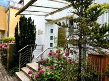 Eingang 1 Moderne Doppelhaush�lfte in TOP-Lage!