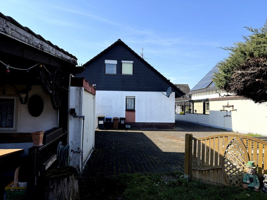 Gartenansicht Bestand Wohngrundst�ck R�sselsheim